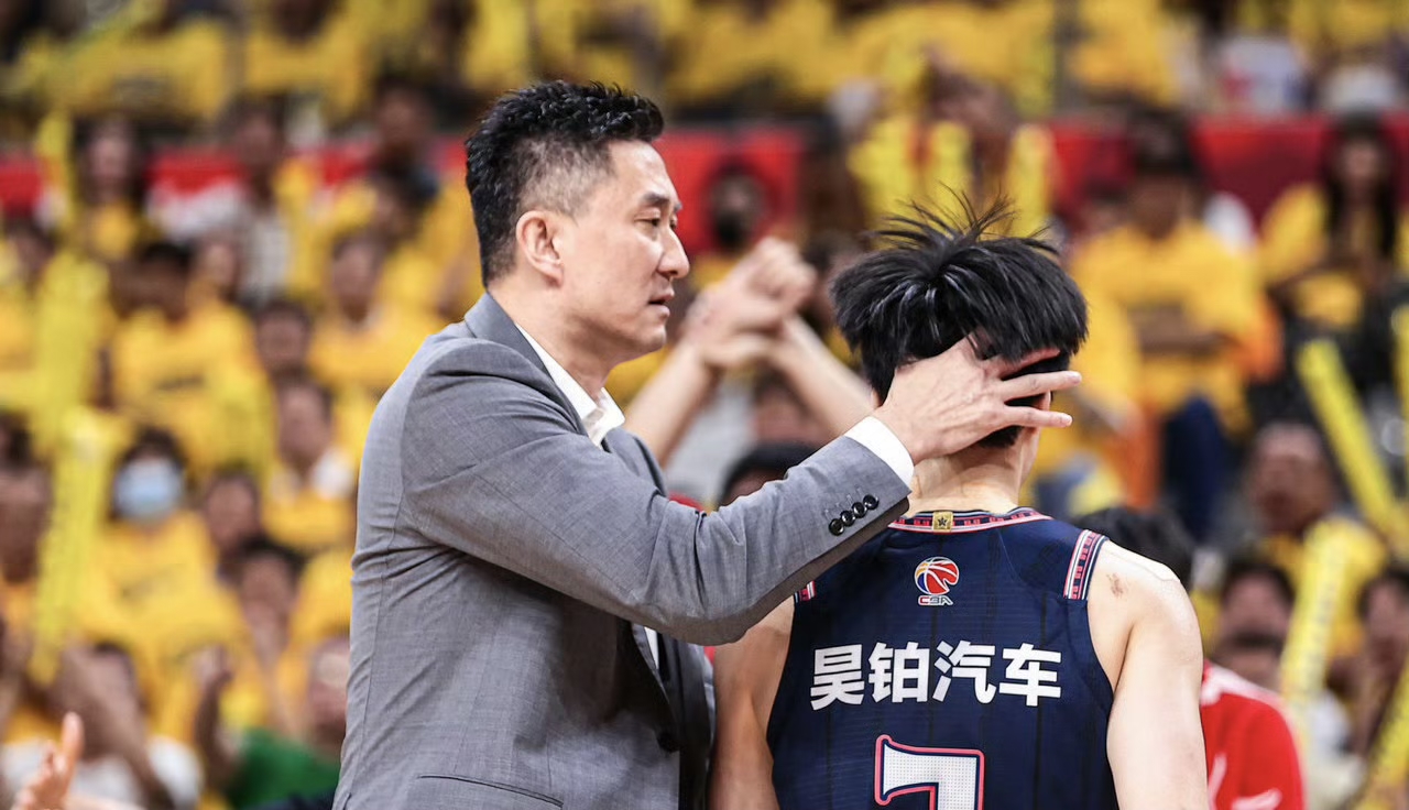 九游体育转折点！马德里竞技防线松动，CBA季后赛加时末段攻防权衡，管理层满意，年轻球员得到机会的简单介绍